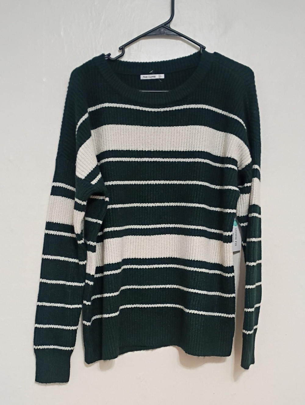 Pink Clover Stitch Fix Exclusive Green & White Pullover Sweater Size L NWT